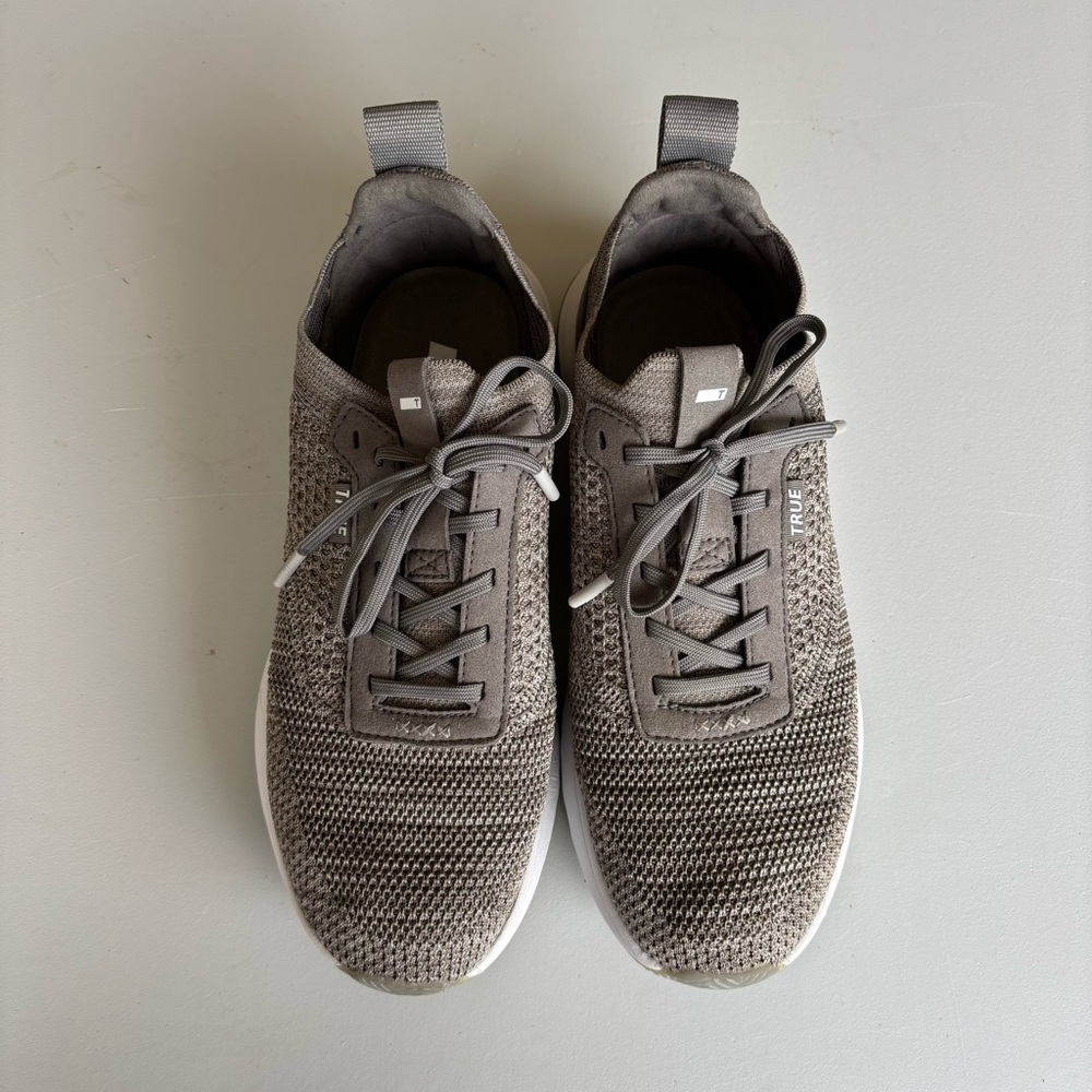 TRUE Linkswear Men's Sneakers Size 10.5
